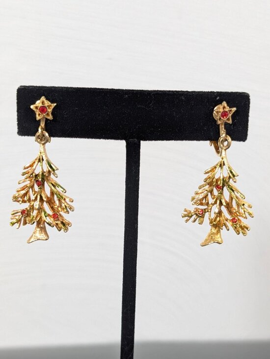 Vintage Gold Tone Red Rhinestone Christmas Tree Star Dangle Earrings Clip On - Picture 1 of 9
